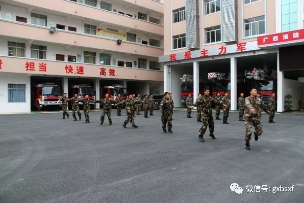 冬季训练丨百色消防组织开展绳索攀爬训练 冬季,训练,百色,消防,消防组