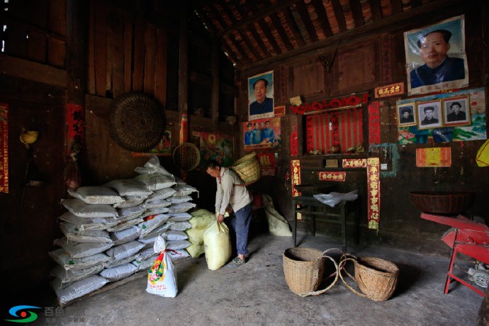 买不起房，百色乐业县一户村民长年居住洞穴里 买不起房,百色,乐业,乐业县,村民