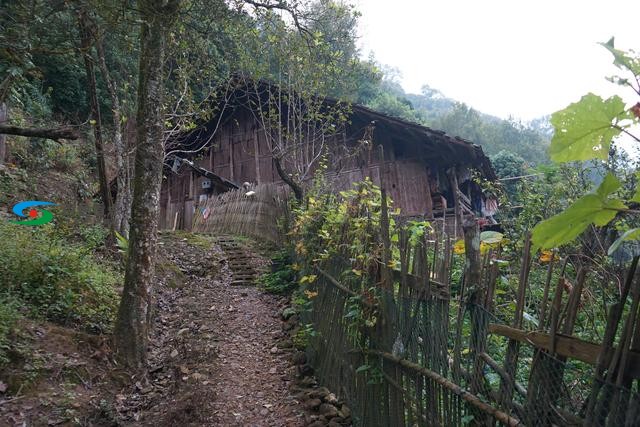 走进百色市那坡县一个大山深处蓝靛瑶寨，感受瑶族魅力 走进,百色,百色市,那坡,那坡县