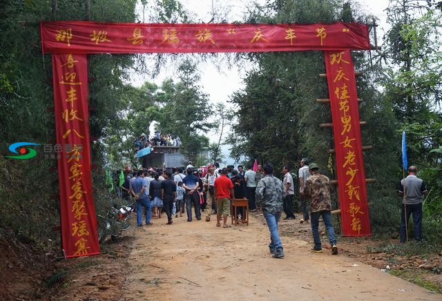 走进百色市那坡县一个大山深处蓝靛瑶寨，感受瑶族魅力 走进,百色,百色市,那坡,那坡县