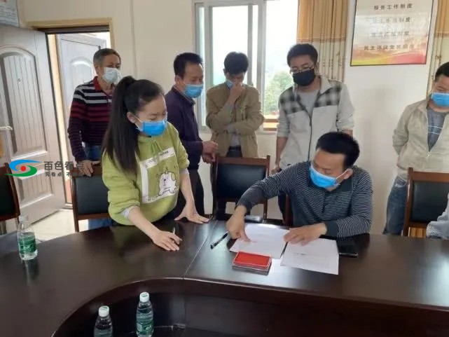 广西凭祥多人去扫墓发现离奇事 竟然多出一个墓地！ 广西,凭祥,多人,扫墓,发现