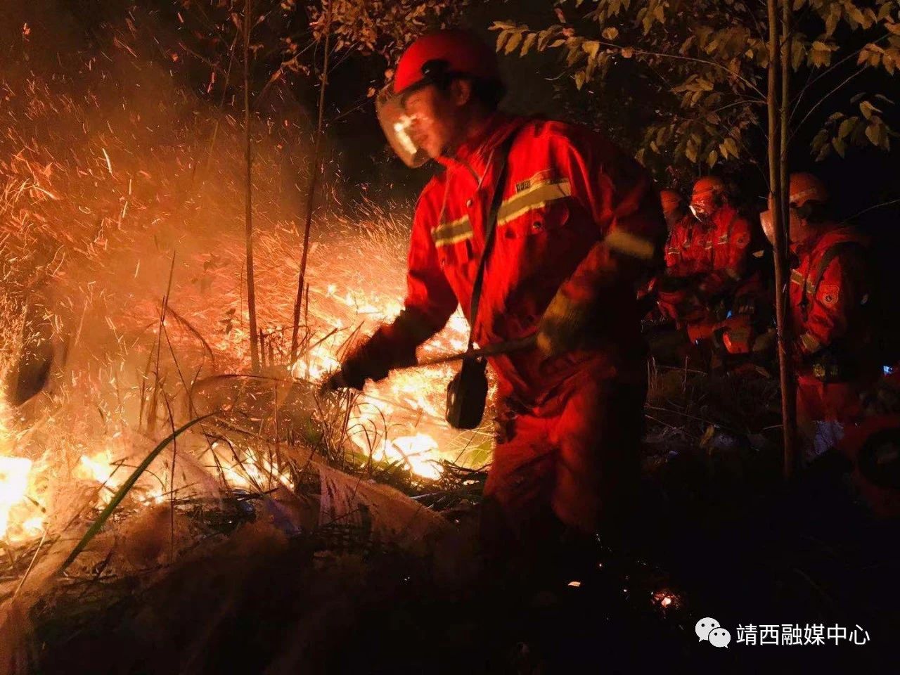 靖西某村发生森林火灾！ 靖西,发生,生森,森林,森林火灾