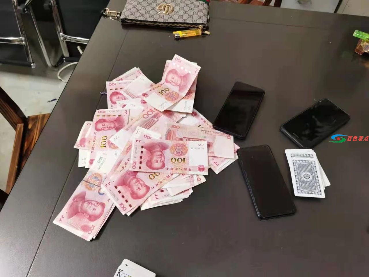 现场缴获赌资2万余元！凌云警方查处赌博案件2起抓获8人 现场,缴获,赌资,2万,万余