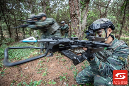 大河！密林 ！断壁！看兵哥火线穿越！ 大河,密林,断壁,兵哥,火线