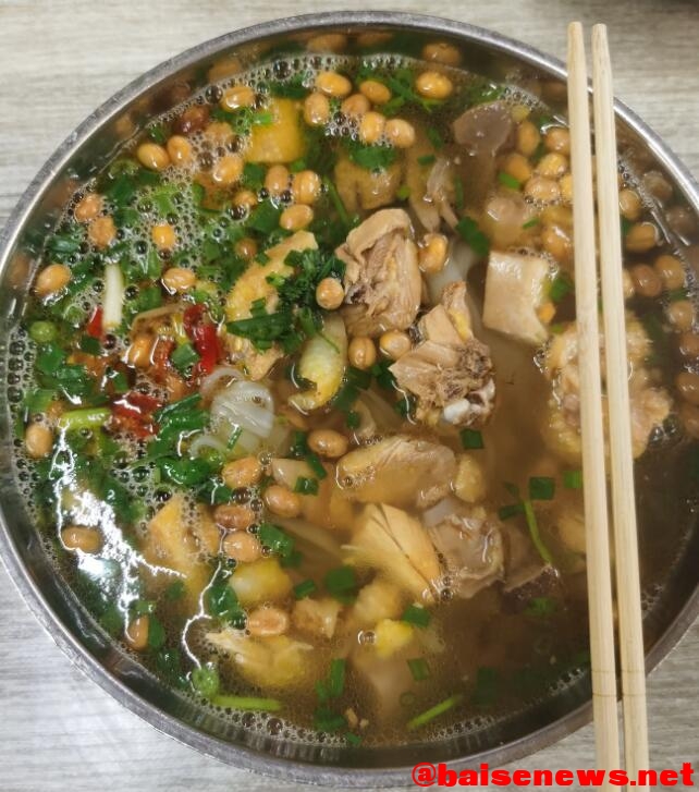 今天给大家介绍百色一家网红粉店：风味鸡粉 今天,大家,介绍,百色,一家