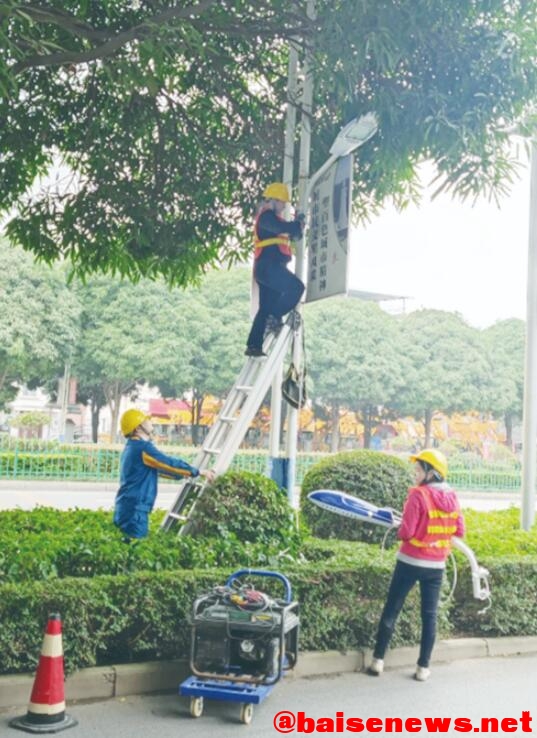 百色市市区新装878套人行道路灯 百色,百色市,市区,区新,新装