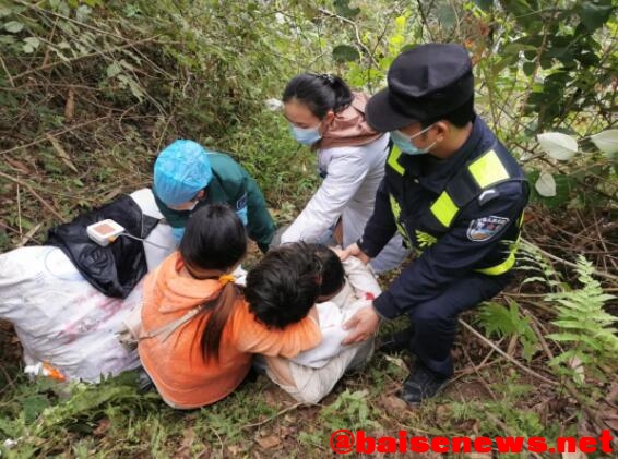 火速出警！百色那坡百省边境派出所民警救助一名受伤群众 火速,出警,百色,那坡,边境