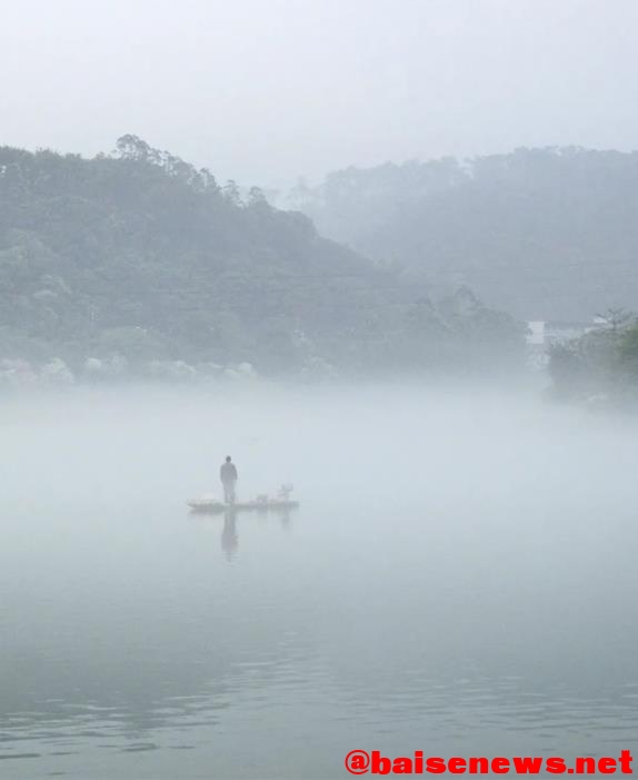 绝美！雨后的右江雾气弥漫如水墨画 绝美,雨后,右江,雾气,弥漫