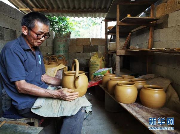 德保这门手艺已有几百年历史！很多年轻人都没见过！ 德保,手艺,已有,几百,百年