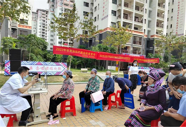 百色市科协组织开展科普大篷车巡展易地扶贫搬迁安置小镇等活动 百色,百色市,科协,组织,开展