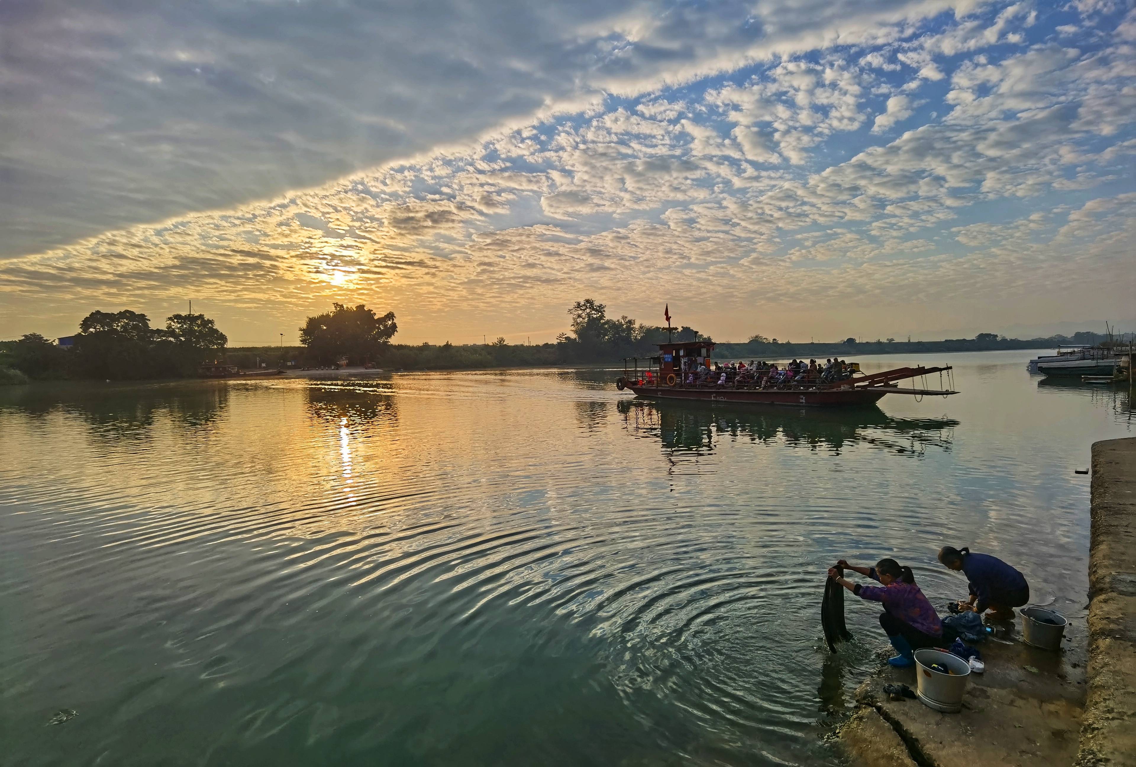 百色市田阳区：港口晨曦初照画意浓 百色,百色市,市田,田阳,港口