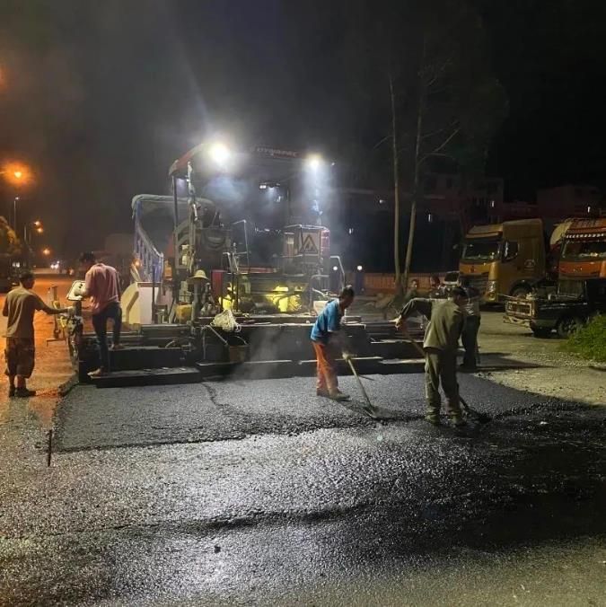 道路硬化暖人心，群众出行更安全 道路,硬化,人心,群众,出行