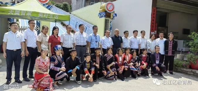 自治区关工委学员到汪甸民族初级中学观摩指导 自治,自治区,关工委,工委,学员