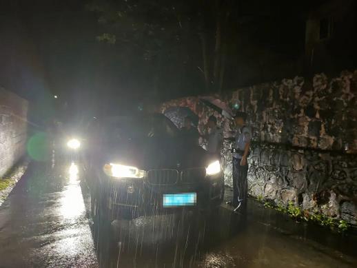 隆林法官雨夜突袭，闪电扣押宝马车 隆林,林法,法官,官雨,雨夜