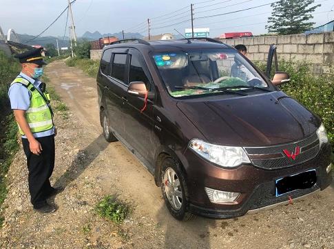 田阳火车站周边黑车抢客严重，出租车怨声载道 田阳,阳火,火车,火车站,车站