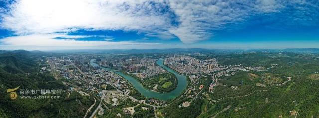 【奋进新征程 建功新时代]一红一绿相辉映 千姿百色欢迎你 奋进,新征,征程,建功,新时代