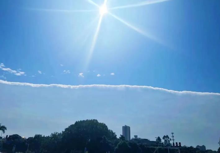 宛如海岸线！今天的百色天空，又刷爆朋友圈！ 宛如,如海,海岸,海岸线,岸线