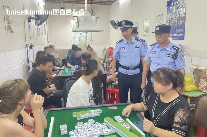 右江警方开展夏季治安打击整治第二次社会面大清查行动 