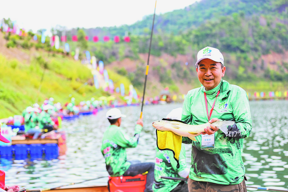 全国钓鱼公开赛·万峰湖“红绸杯”西林站预选赛掠影 西林,获得,团体,总成绩