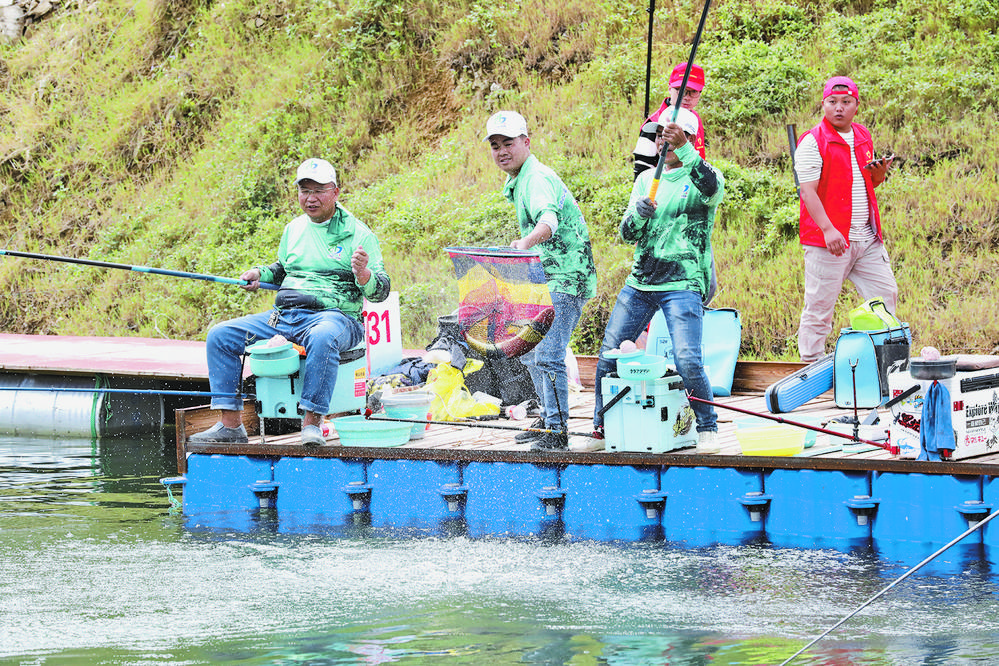 全国钓鱼公开赛·万峰湖“红绸杯”西林站预选赛掠影 西林,获得,团体,总成绩