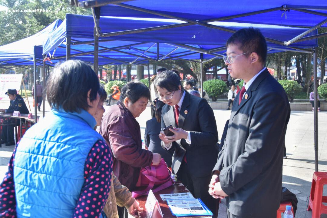 共建平安百色 百色中院积极开展扫黑除恶普法宣传 扫黑,除恶,宣传,平安,百色