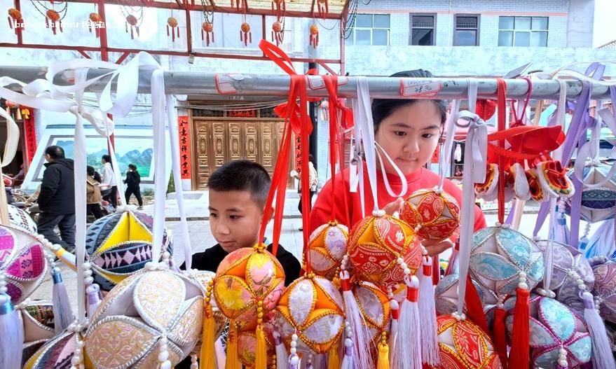 百色｜旅游过大年已成为越来越多人选择的“新年俗” 游客,景区,体验,记者