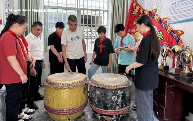 一条船一群人，一条心一股劲——来自右江那毕龙舟队的故事 龙舟,右江,训练,那毕,端午